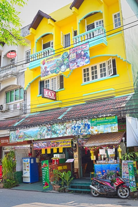 Property building, Facade/entrance