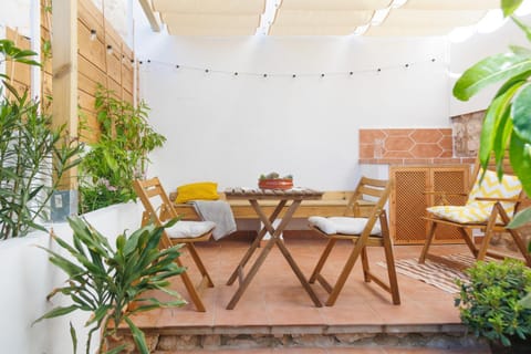 Patio, Garden view
