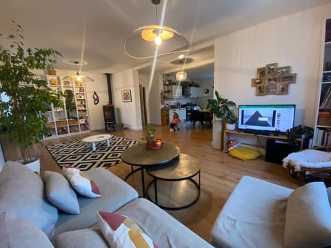 Maison de village indépendante avec grand jardin House in Provence-Alpes-Côte d'Azur