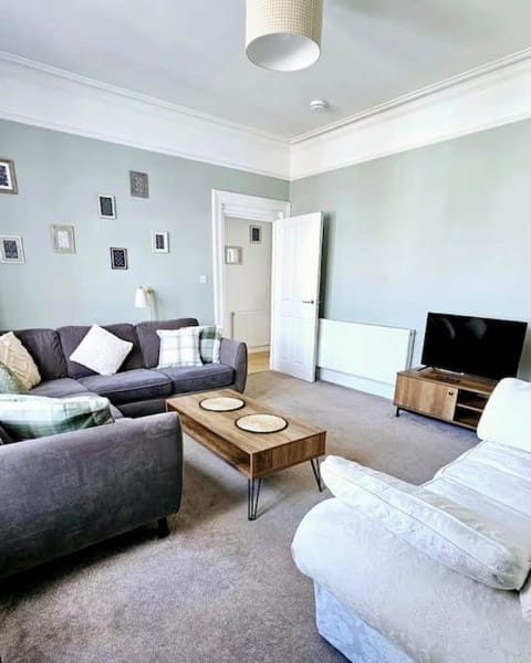 Charming 3-bedroom maisonnette in Inverness City Centre Apartment in Inverness