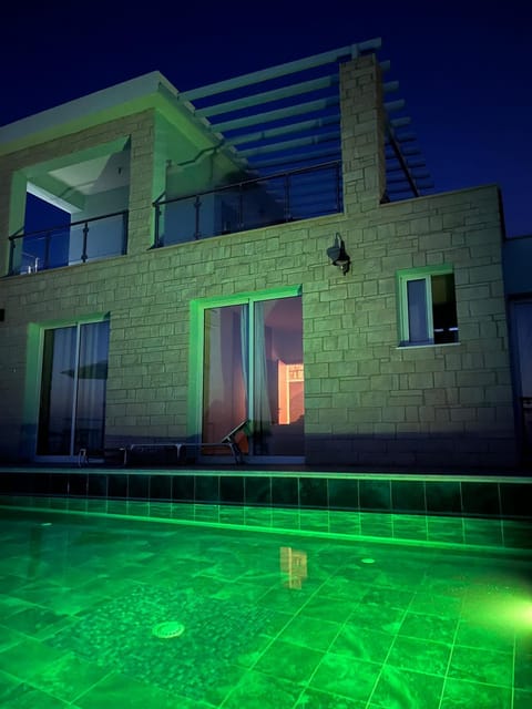 QUEEN EVRIDIKI & VILLA PANORAMA House in Peyia