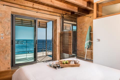 Shower, Bedroom, Sea view