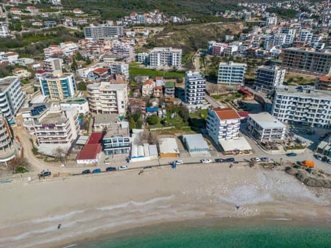 Neighbourhood, Bird's eye view, Beach, City view, Street view, Location