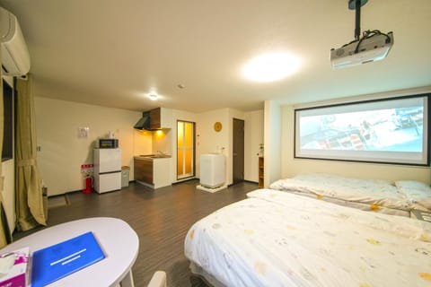 TV and multimedia, Photo of the whole room
