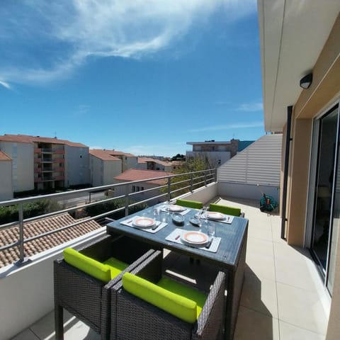 Patio, Balcony/Terrace, Dining area