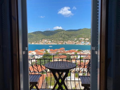 View (from property/room), Balcony/Terrace, Sea view