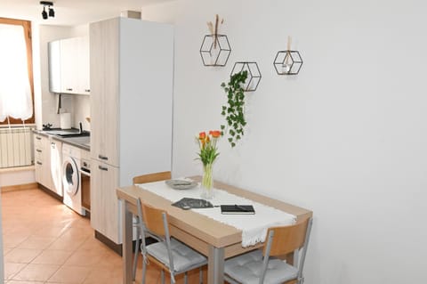 Lounge or bar, kitchen