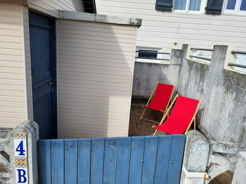 Balcony/Terrace, Inner courtyard view