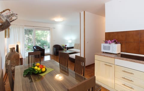 Balcony/Terrace, Living room, Dining area