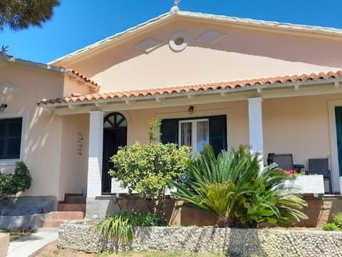 Property building, Garden, Garden view