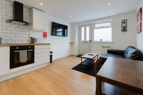 Rentals Leicester 4 - Free Street Parking Apartment in Leicester