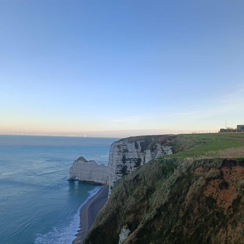 Appartement en centre ville, avec parking Apartment in Étretat