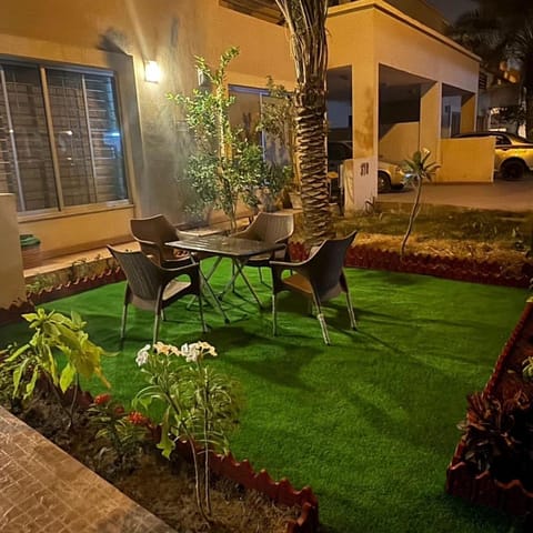 Garden, Garden view