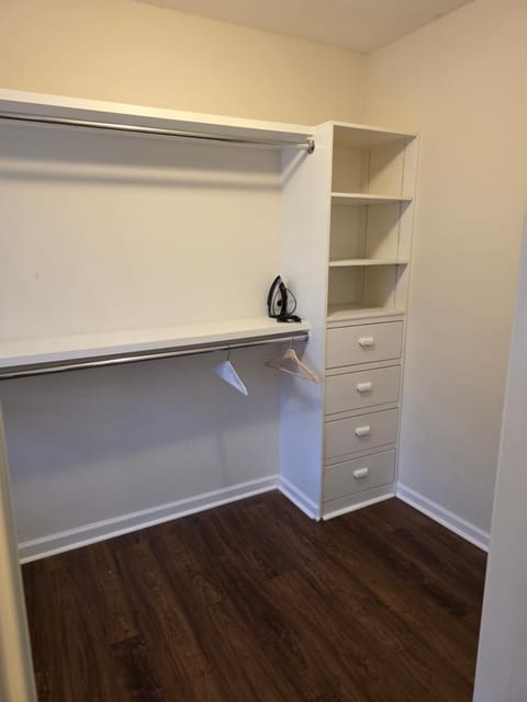 Luxury Southern Mansion w/ Pool House in Cordova