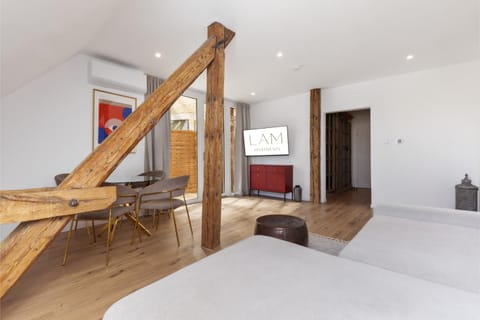 Living room, Photo of the whole room, Seating area, Dining area