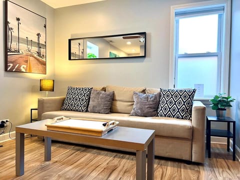 Bridgeport Place - free parking, McCormick Place-Sox Park Apartment in Lower West Side