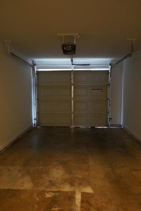 Cozy Bartlett home with garage, fenced backyard House in Memphis