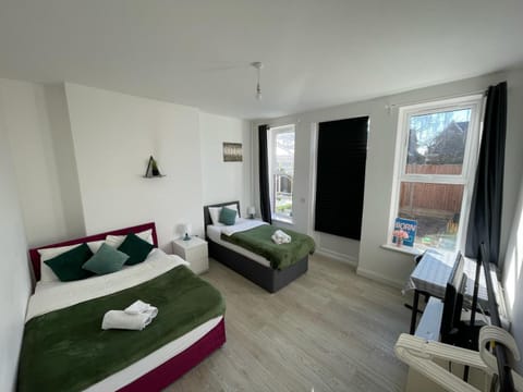 TV and multimedia, Bedroom