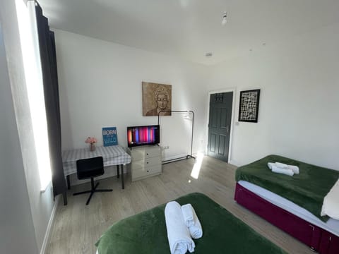TV and multimedia, Bedroom