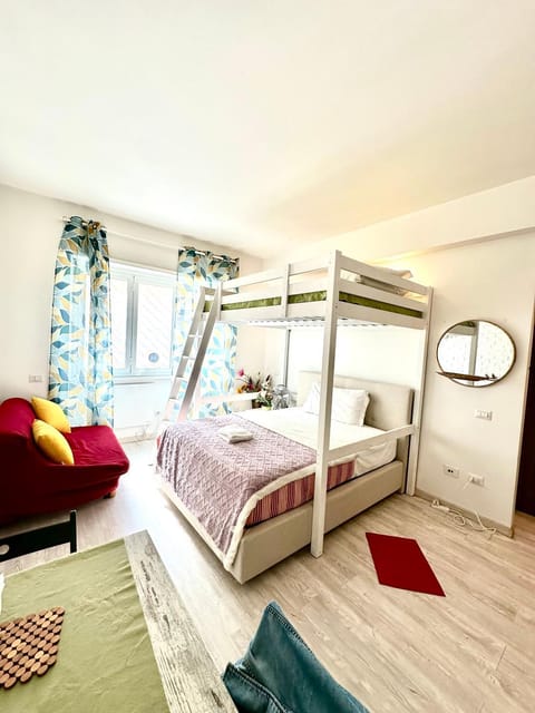 Decorative detail, Bedroom