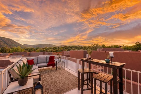 Balcony/Terrace, Seating area, Mountain view, Sunset