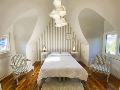 Maison 5 chambres à 150 m de la plage, rénovée, jardin, proche restaurants et commerces - FR-1-481-161 House in Bénodet