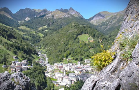 Day, Natural landscape, Bird's eye view, Mountain view