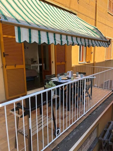 Balcony/Terrace, Dining area