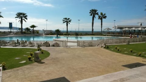 Beach, Swimming pool