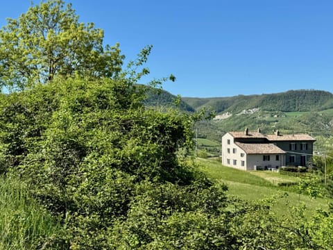 Property building, Natural landscape, Garden, View (from property/room), Mountain view, Parking