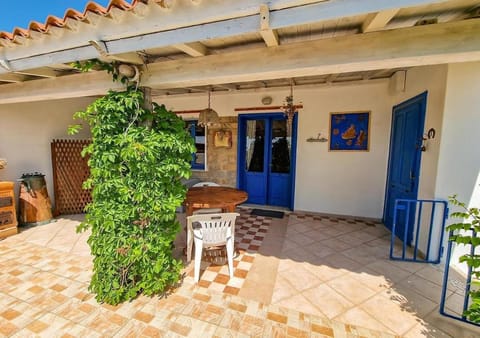 Property building, Patio, Day, View (from property/room), Balcony/Terrace