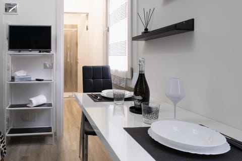 TV and multimedia, Dining area