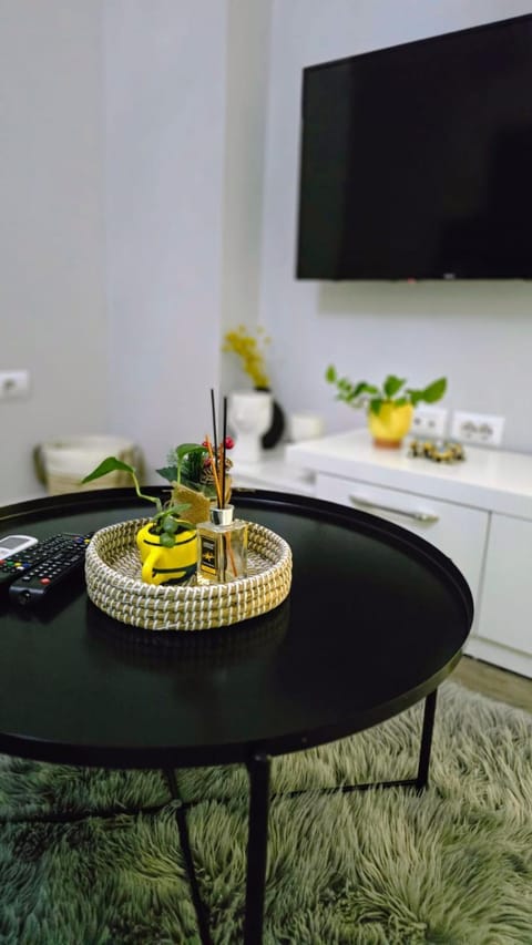 Decorative detail, Dining area