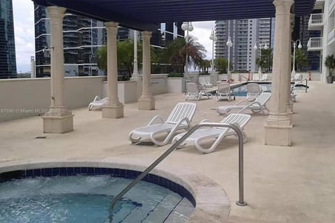 Entire Condo in Brickell steps from Brickell City Centre Apartment in Brickell