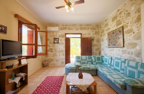 Levendi's House House in Crete