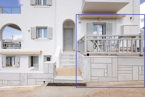 Lydia's East Apartment Apartment in Paros, Greece