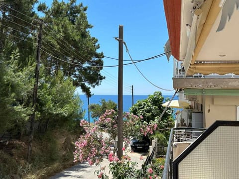 Property building, Day, Natural landscape, View (from property/room), Balcony/Terrace, Sea view