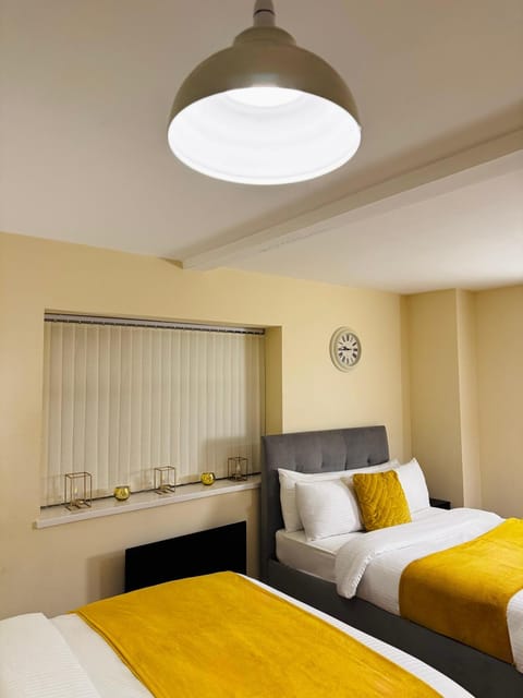 The Swanky Apartment Manchester Apartment in Stretford