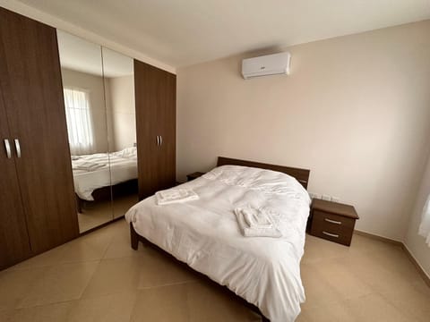 Cliff Side Apartment Apartment in Malta