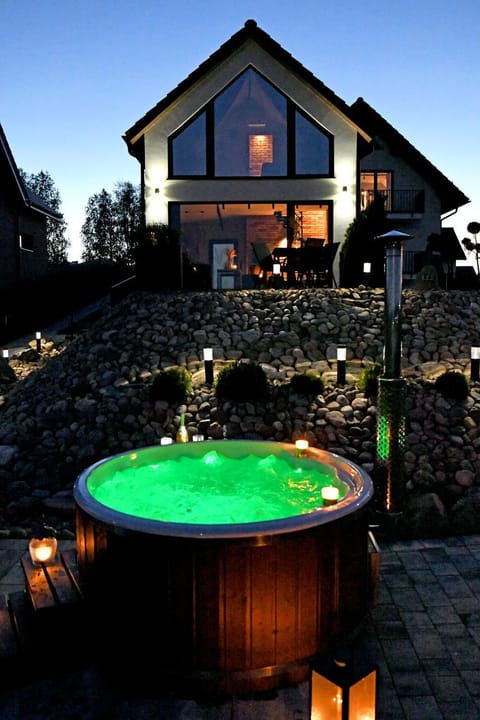 Property building, Night, Hot Tub