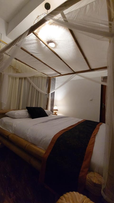 Ariwigangga Guest House Bed and Breakfast in Kediri