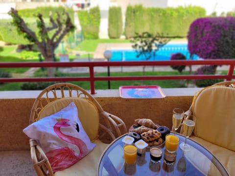Balcony/Terrace, Garden view, Pool view