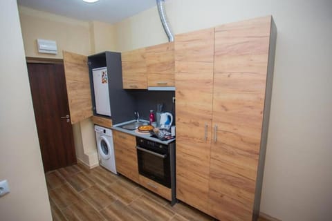 Kitchen or kitchenette, dishwasher, minibar, oven, pet friendly, stove, wardrobe, Internal: Not applicable to any particular room