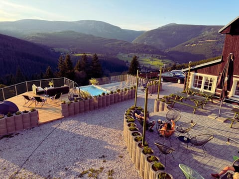 Natural landscape, Hot Tub, Mountain view