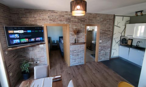 TV and multimedia, Kitchen or kitchenette