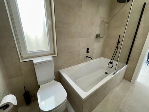 Bugibba Square Seafront Apartments by Holi Apartment in Saint Paul's Bay