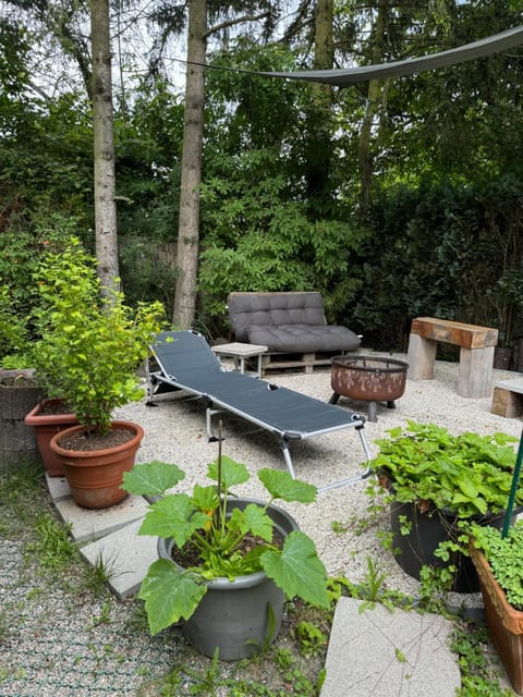 Fußball-Hochburg! Gartenparadies für Campen/Zelten Luxury tent in Stuttgart