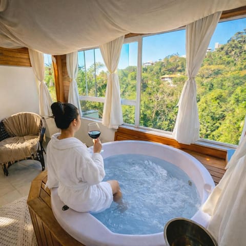 Natural landscape, Hot Tub, Mountain view