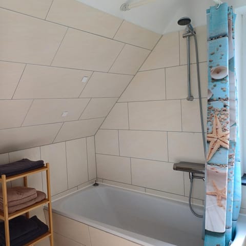 Shower, Bathroom, Bath