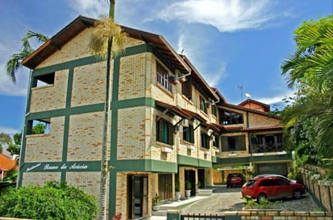 Property building, Parking